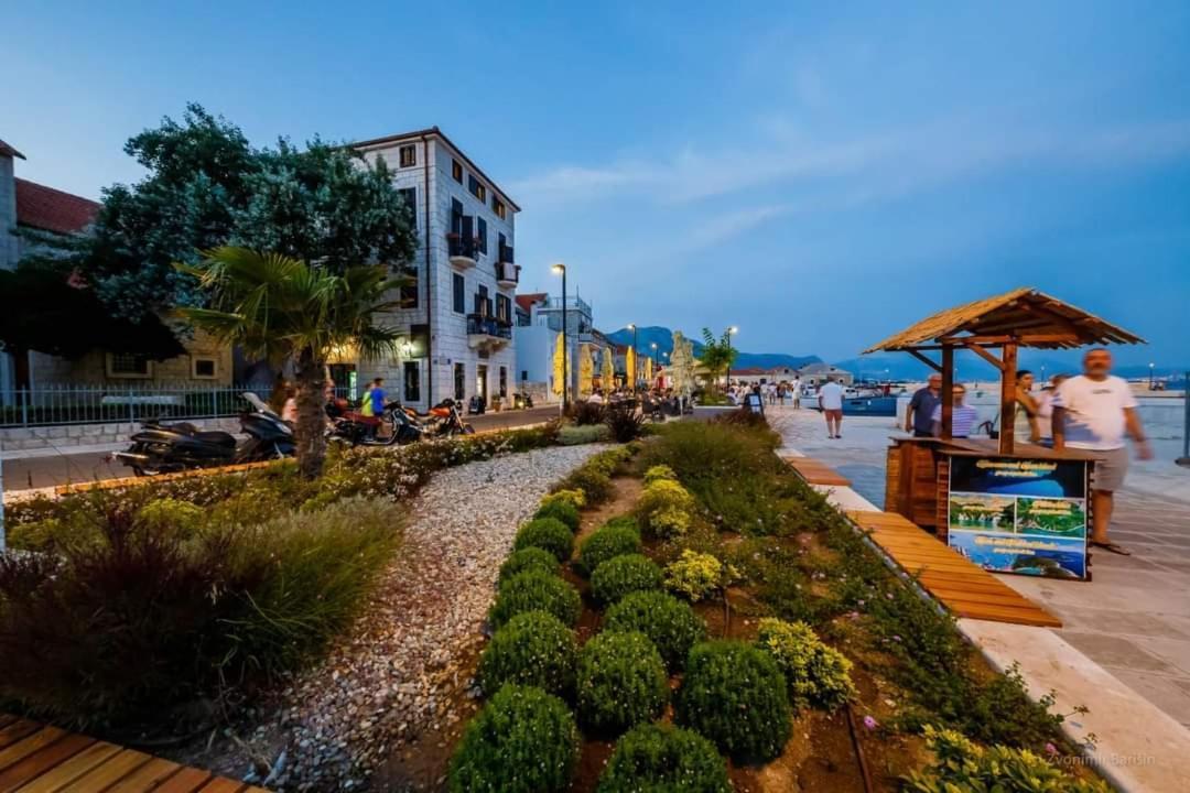 Modern Apartment Near Split & Trogir Kaštela Eksteriør bilde