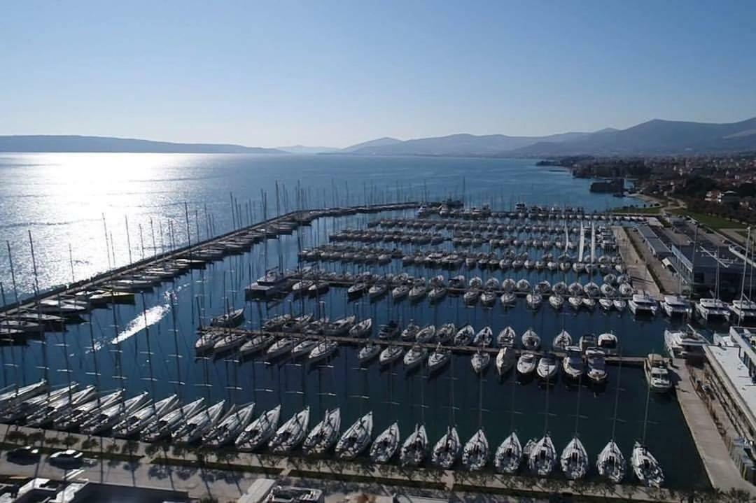 Modern Apartment Near Split & Trogir Kaštela Eksteriør bilde